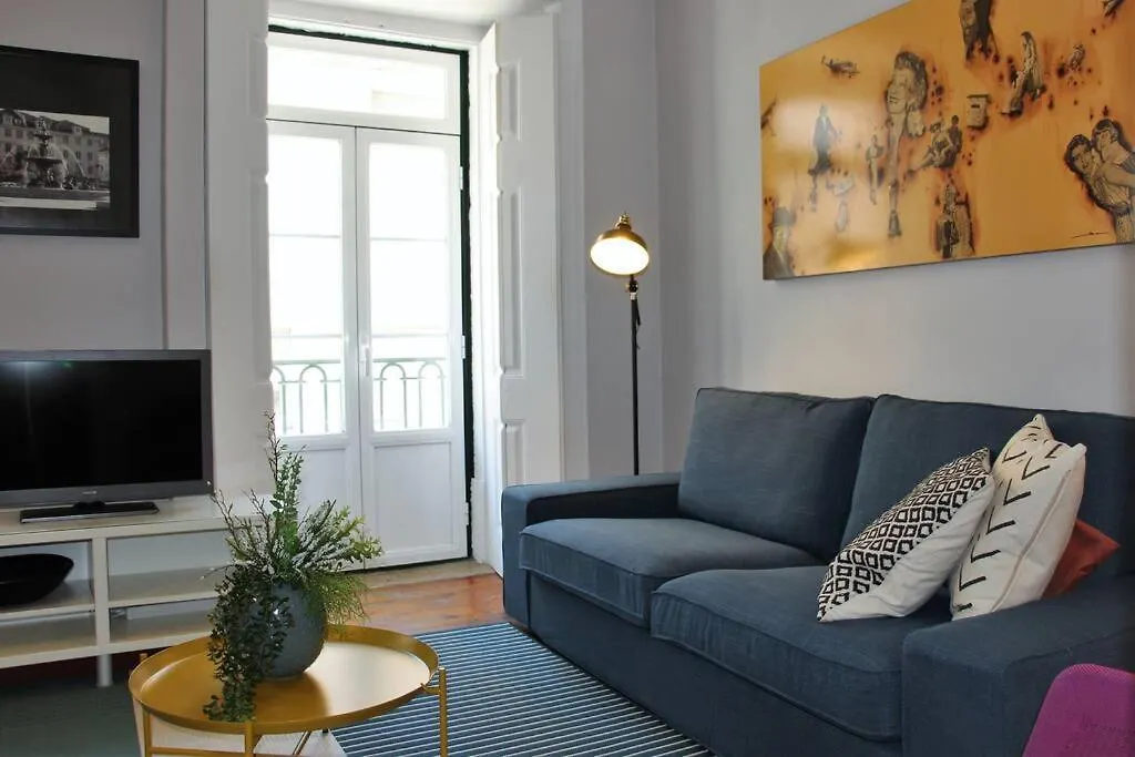 Sm1-Happy At Hip Pr.Real & Bair.Alto + Private Patio! Apartment Lisbon Portugal